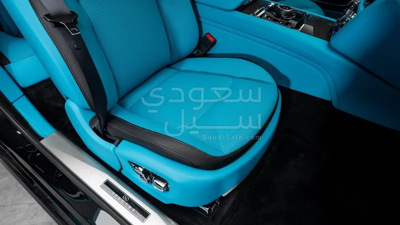 2026 رولز رويس سبيكتر بلاك بادج