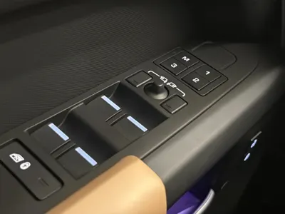 2025 لاند روفر ديفيندر 130 اكس داينمك اس اي