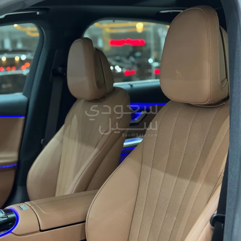 2025 مرسيدس - بنز إي 200