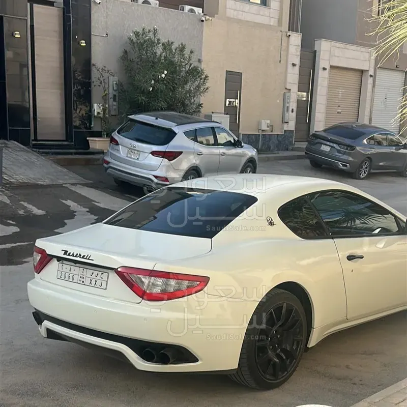 2013 مازيراتي جرانتوريزمو