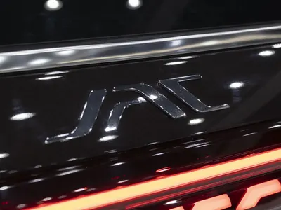 2026 جاك آر اف 8