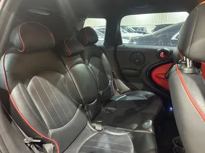 2016 ميني كونتري مان اس