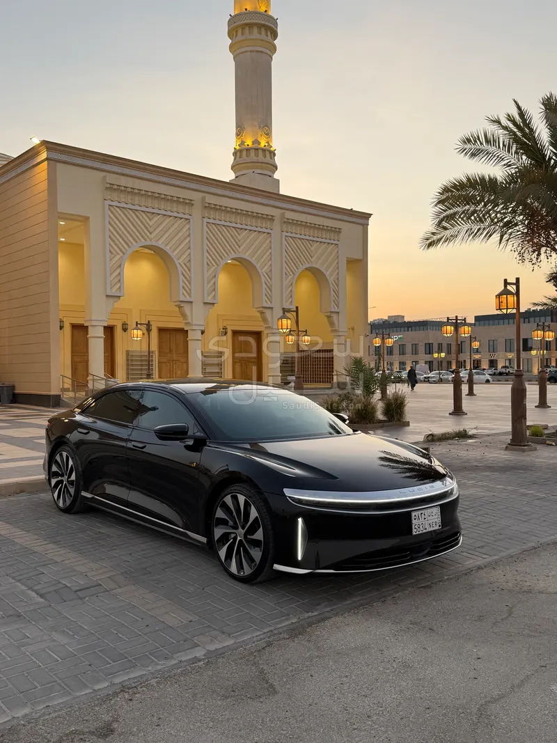 2024 لوسيد اير تورينج