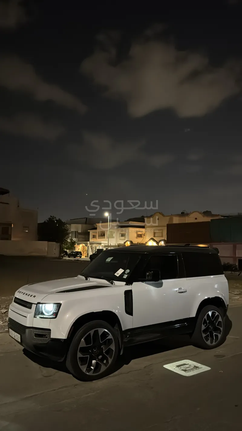 2022 لاند روفر ديفيندر 90 اكس داينمك