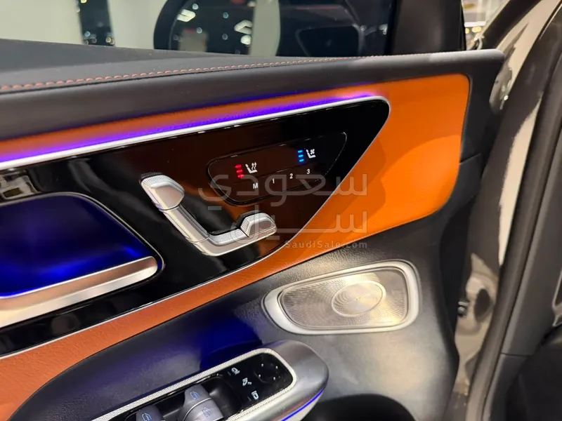 2026 مرسيدس - بنز جي إل سي 43 كوبية