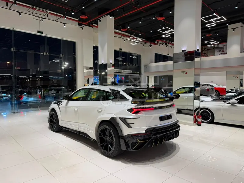 2020 لمبرجيني اوروس