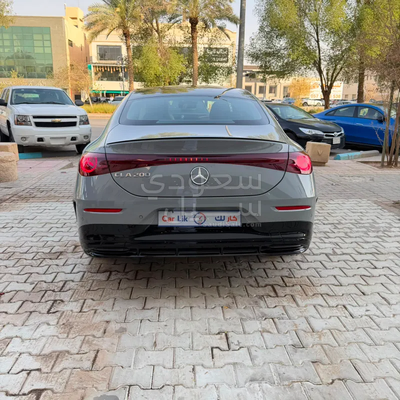 2026 مرسيدس - بنز سي إل أي 200