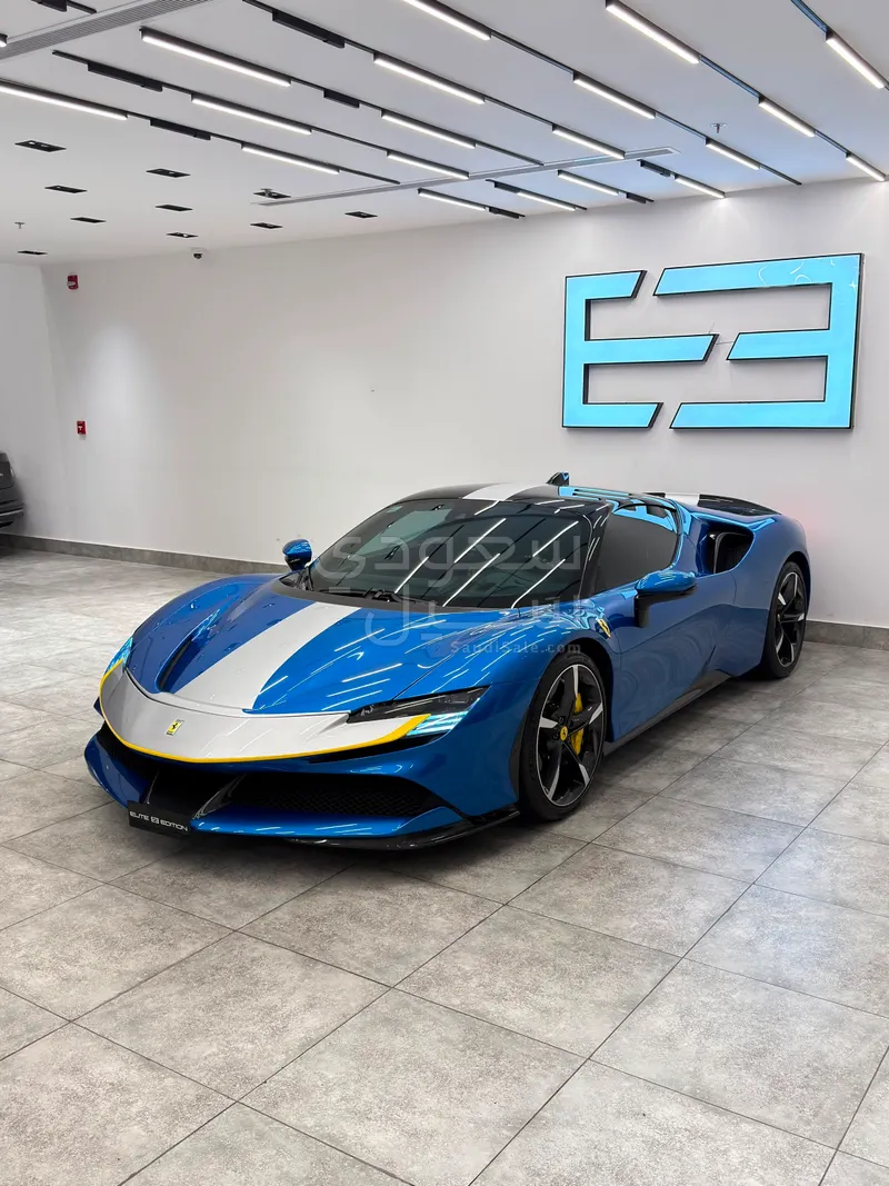 2020 فيراري اس اف 90 سترادالي