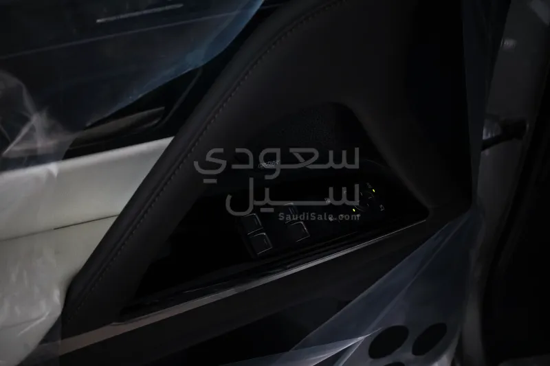 2026 لكزس إل إكس 600 BB