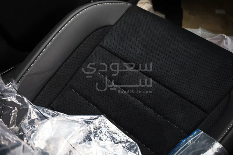 2026 لكزس آي إس 350