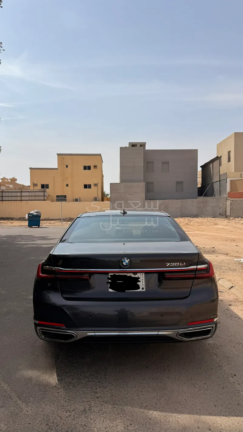 2020 بي ام دبليو الفئة السابعة 730 إل أي