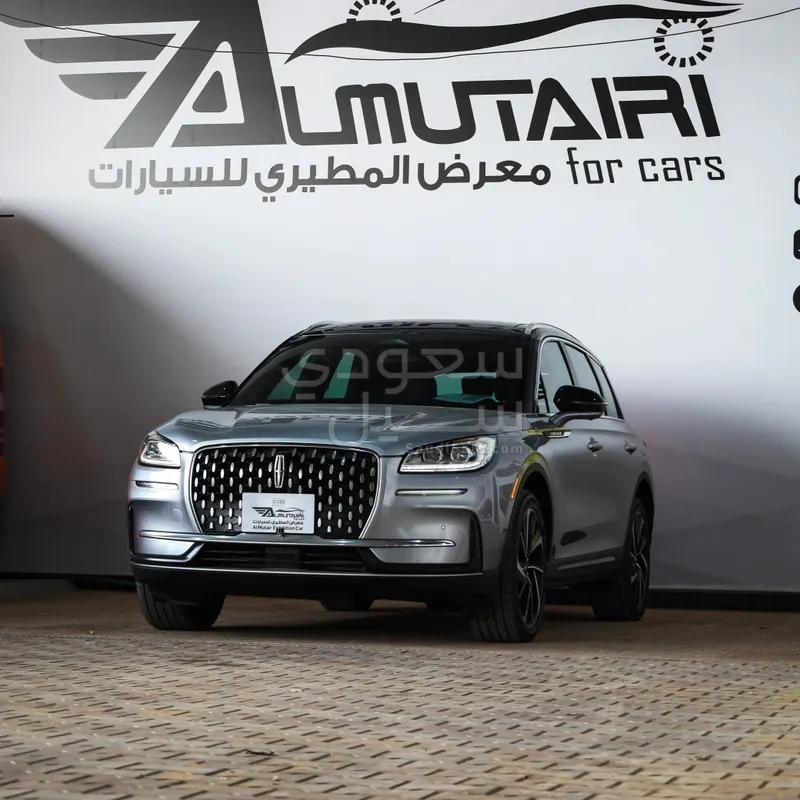 2023 لنكولن كورسير