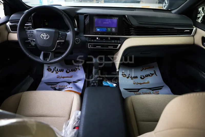 2025 تويوتا كامري