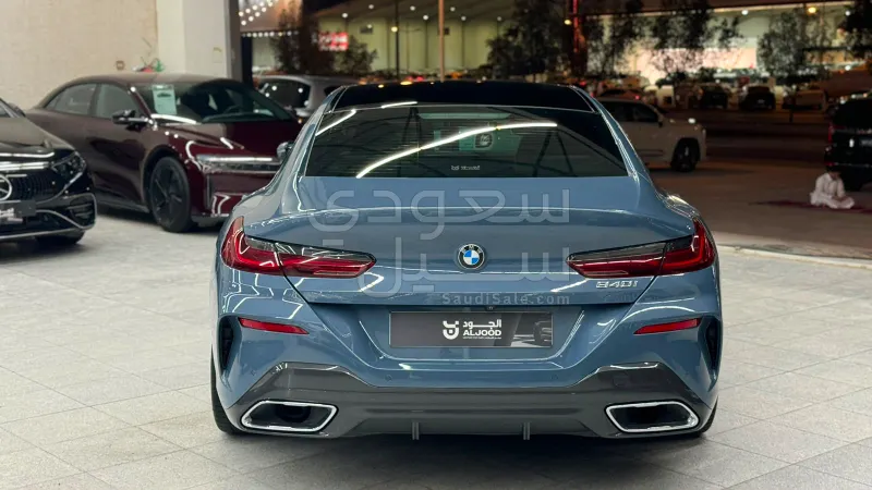 2020 بي ام دبليو الفئة الثامنة 840 أي إم