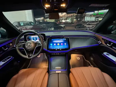 2025 مرسيدس - بنز إي 200