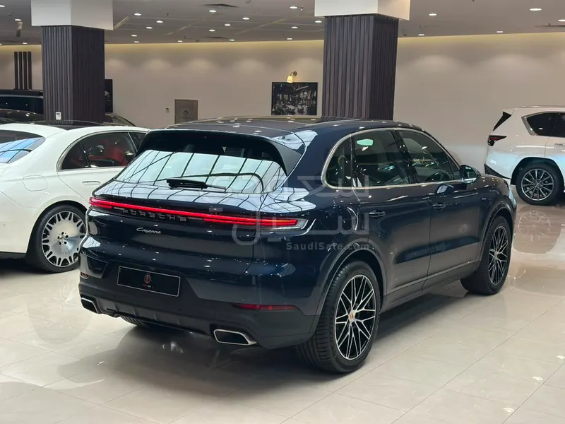 2025 بورش كايين