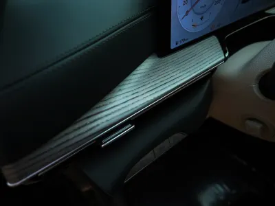 2025 جينيسيس جي في 80