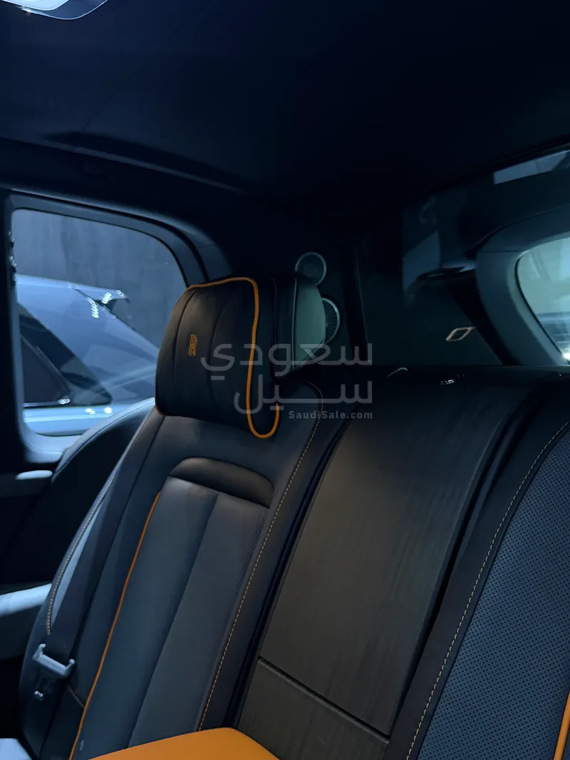 2020 رولز رويس كولينان بلاك بادج