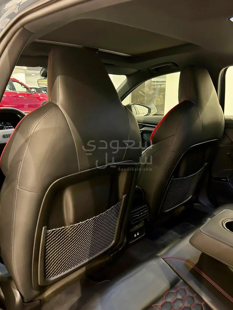 2025 اودي ار اس 3