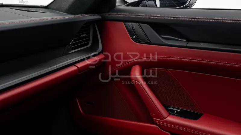 2026 بورش 911 كاريرا جي تي اس