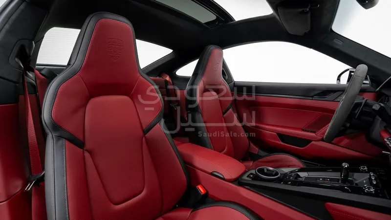 2026 بورش 911 كاريرا جي تي اس