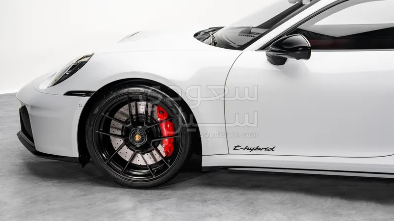 2026 بورش 911 كاريرا جي تي اس