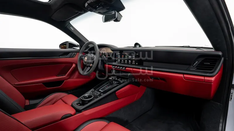 2026 بورش 911 كاريرا جي تي اس