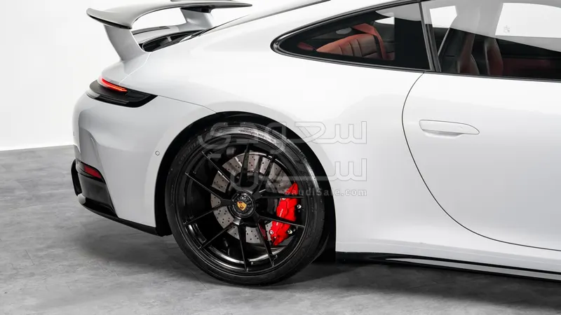 2026 بورش 911 كاريرا جي تي اس
