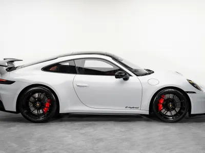 2026 بورش 911 كاريرا جي تي اس