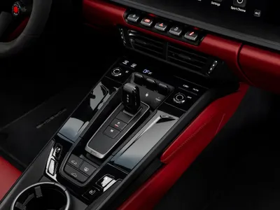 2026 بورش 911 كاريرا جي تي اس
