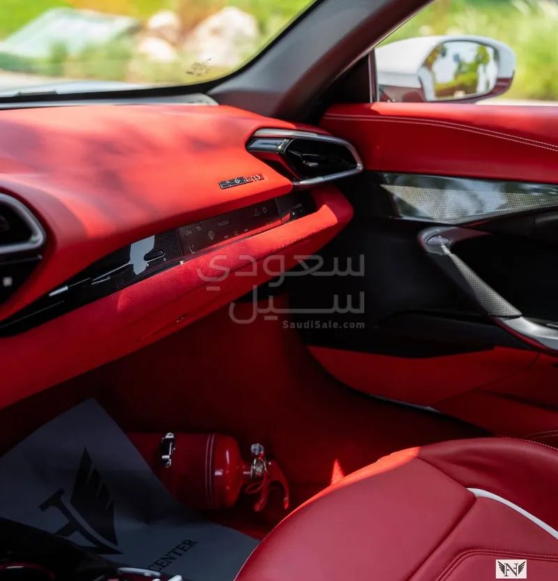 2023 فيراري جي تي بي 296
