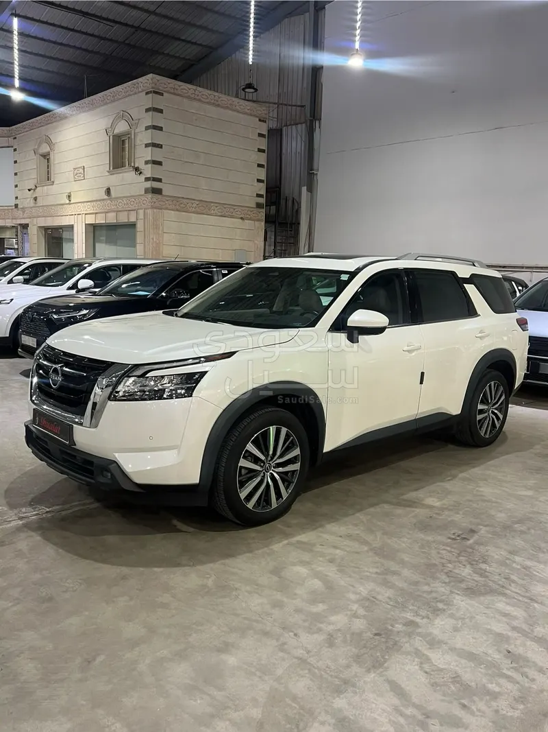 2022 نيسان باثفايندر