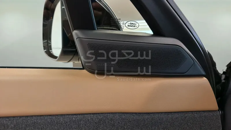 2025 لاند روفر رينج روفر سبورت اتش اس اي
