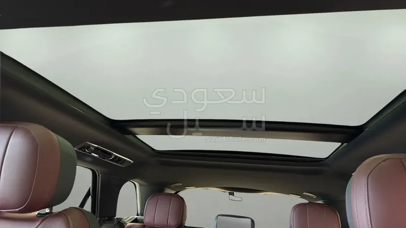 2025 لاند روفر رينج روفر سبورت اتش اس اي