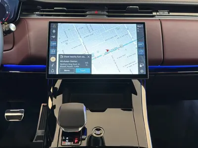 2025 لاند روفر رينج روفر سبورت اتش اس اي