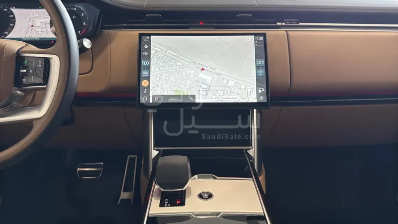 2025 لاند روفر رينج روفر اتش اس اي