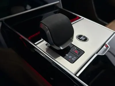 2025 لاند روفر رينج روفر اتش اس اي
