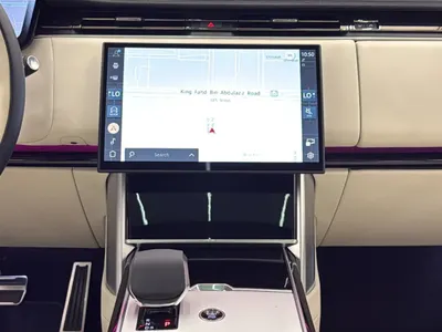 2025 لاند روفر رينج روفر اتش اس اي