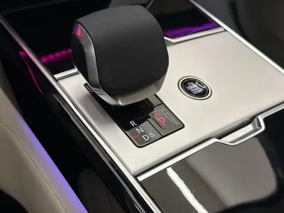 2025 لاند روفر رينج روفر اتش اس اي