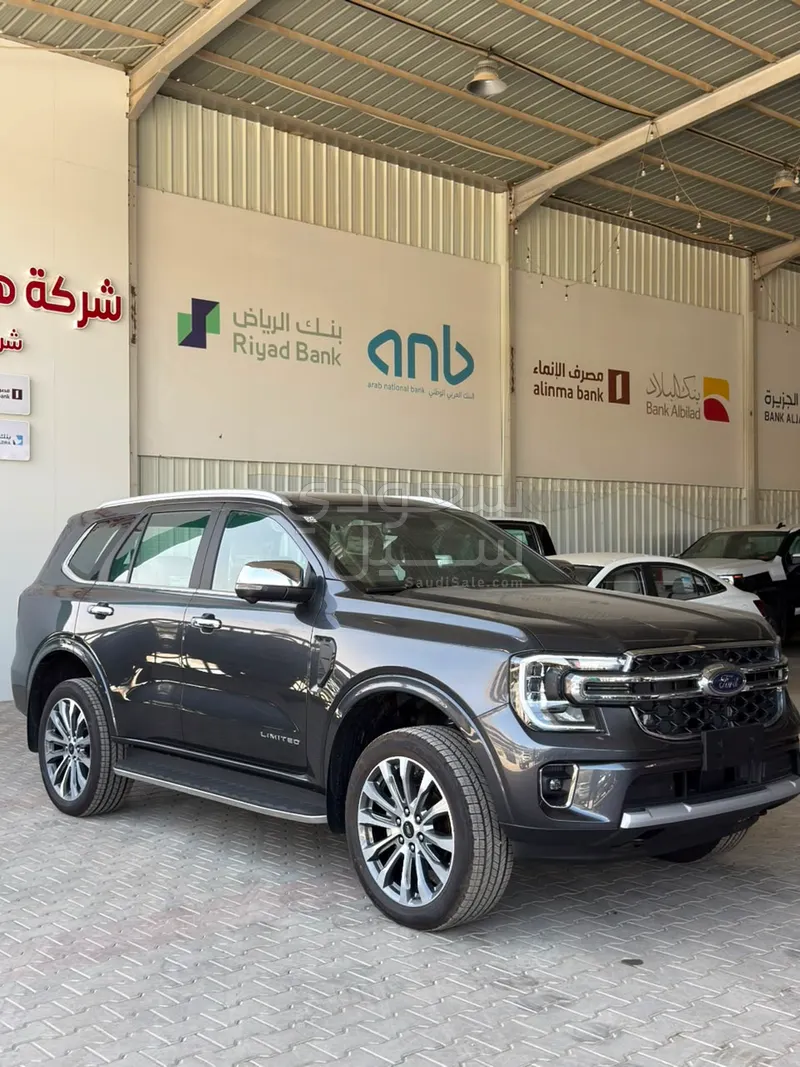 2026 فورد ايفرست اكس ال تي