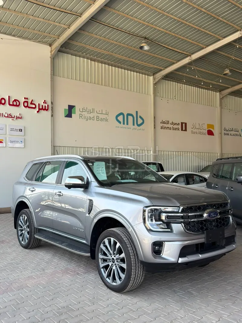 2026 فورد ايفرست اكس ال تي