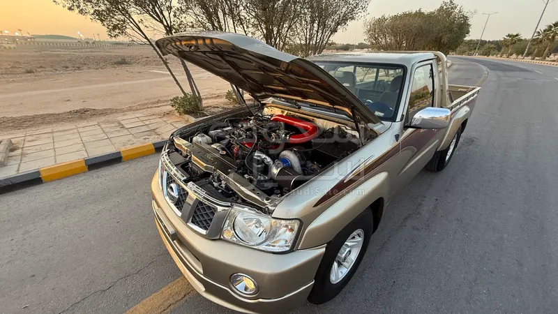 2014 نيسان باترول حوض