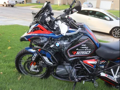 2021 بي ام دبليو دراجة نارية أر 1250 ار تي