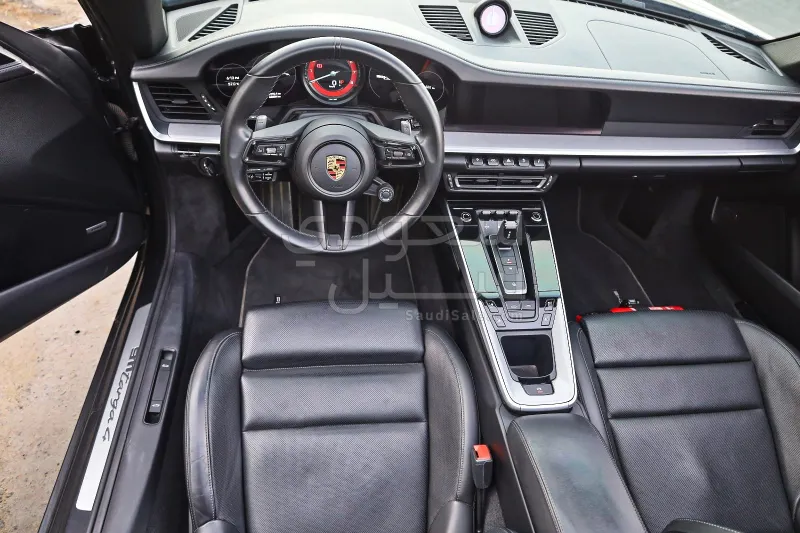 2021 بورش 911 تارجا4
