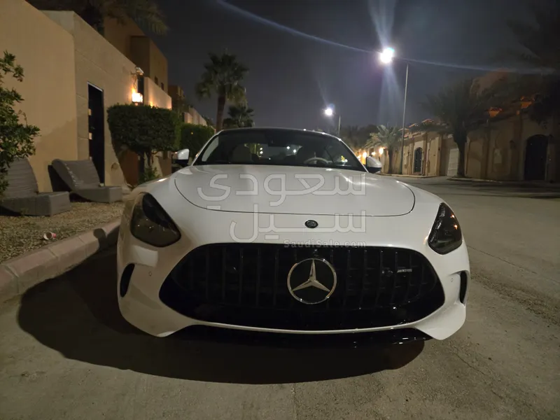 2025 مرسيدس - بنز جي تي 55
