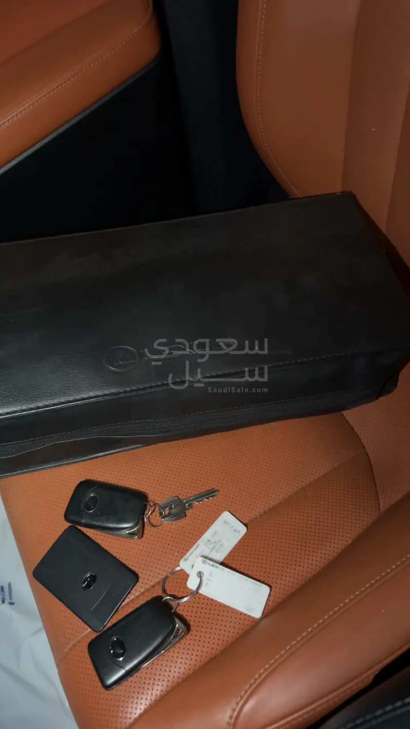 2019 لكزس إل إكس 570