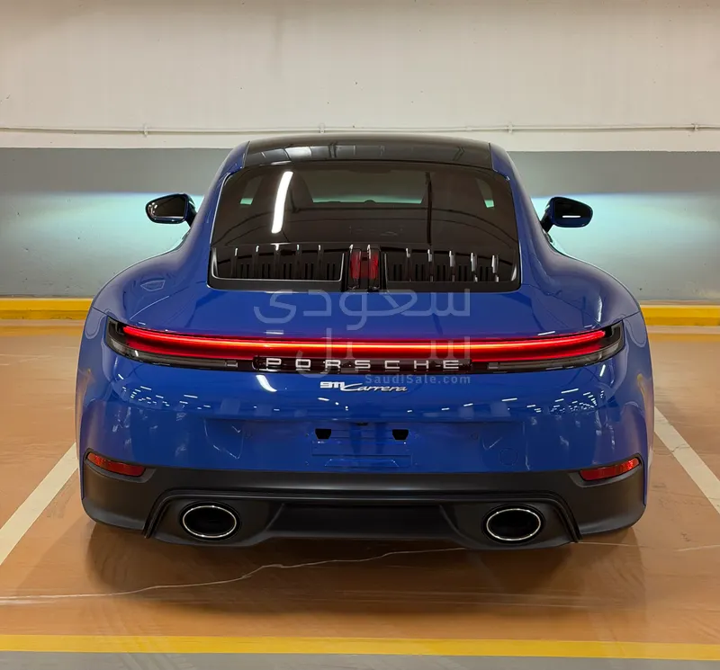 2025 بورش 911 كاريرا