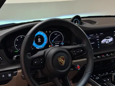 2025 بورش 911 كاريرا