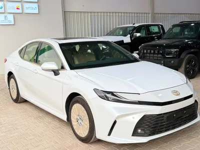 2026 تويوتا كامري ال اي