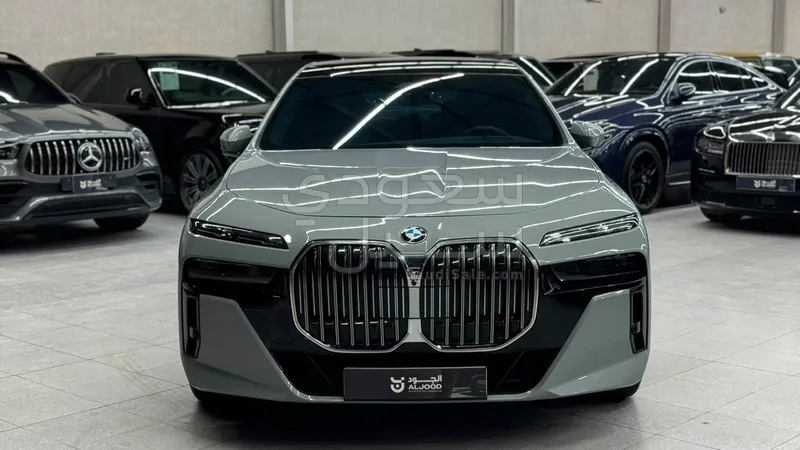 2024 بي ام دبليو الفئة السابعة 740 إل أي